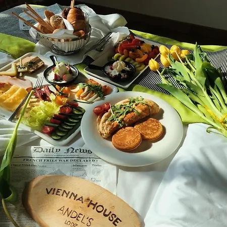 Hotel Vienna House By Wyndham Andel's 4*