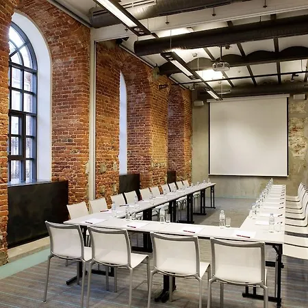 Hotel Vienna House By Wyndham Andel's 4*