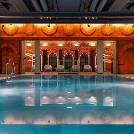 Hotel Vienna House By Wyndham Andel's 4*