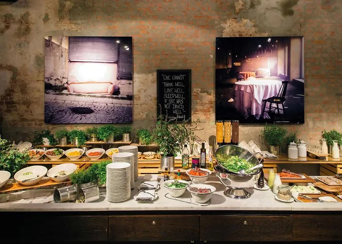 Vienna House By Wyndham Andel's Szálloda 4*