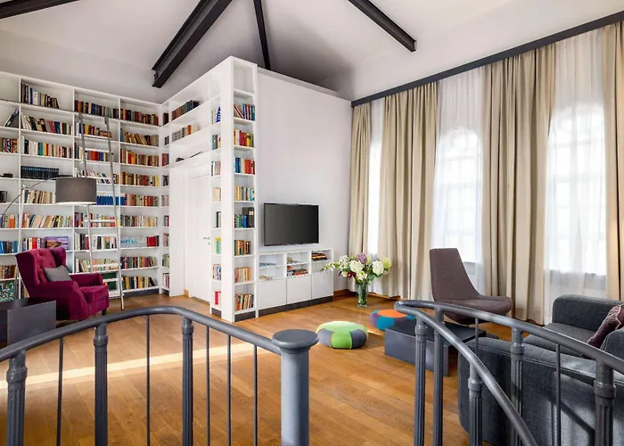 Vienna House By Wyndham Andel's Szálloda 4*